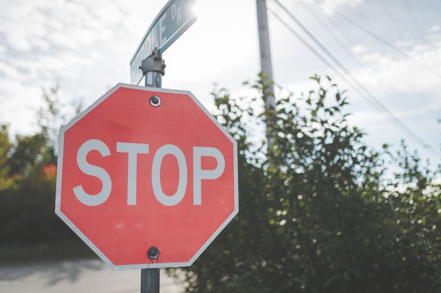 A photo of a stop sign